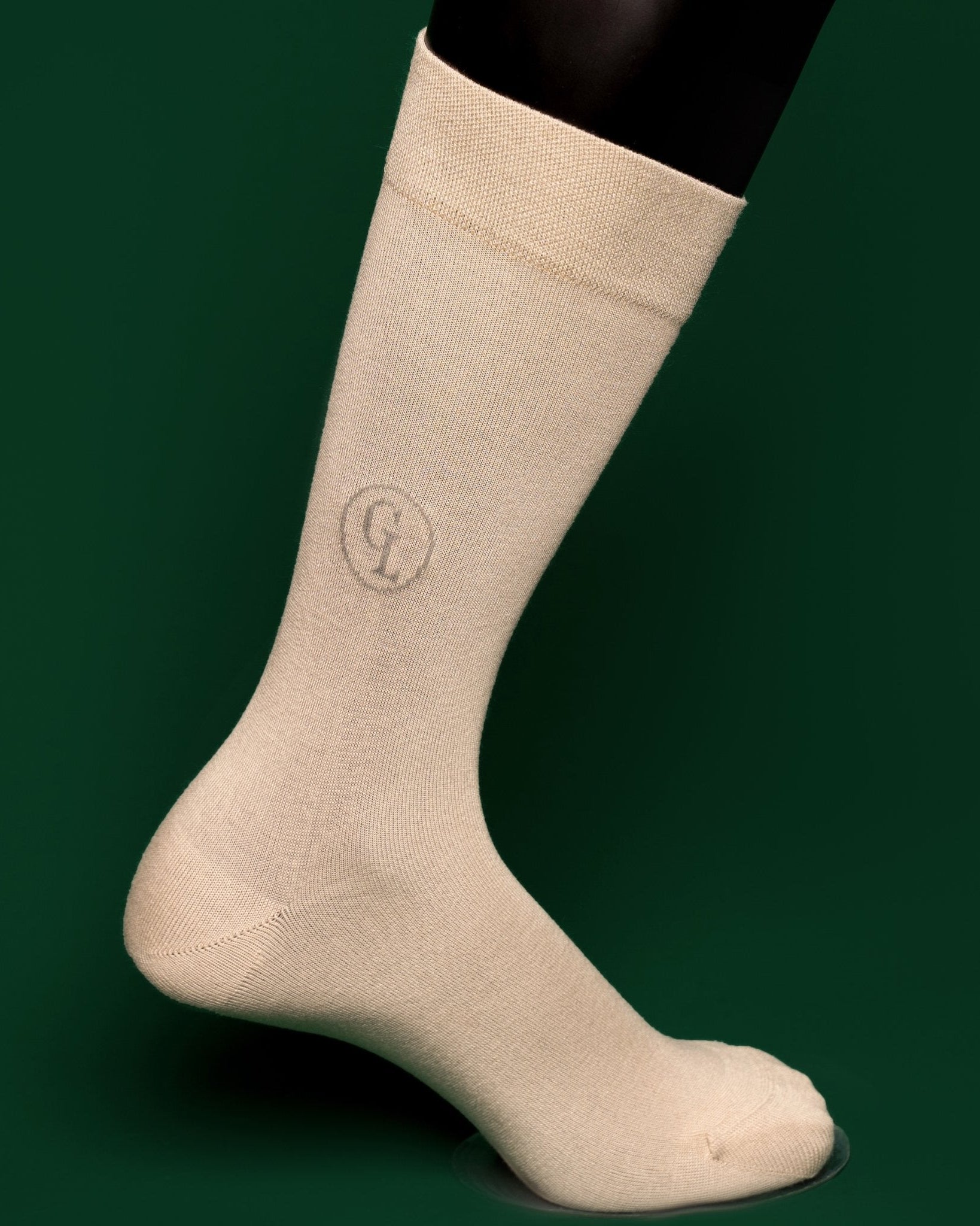 CREAMY WHITE SOCKS - GOODLUCK BESPOKE
